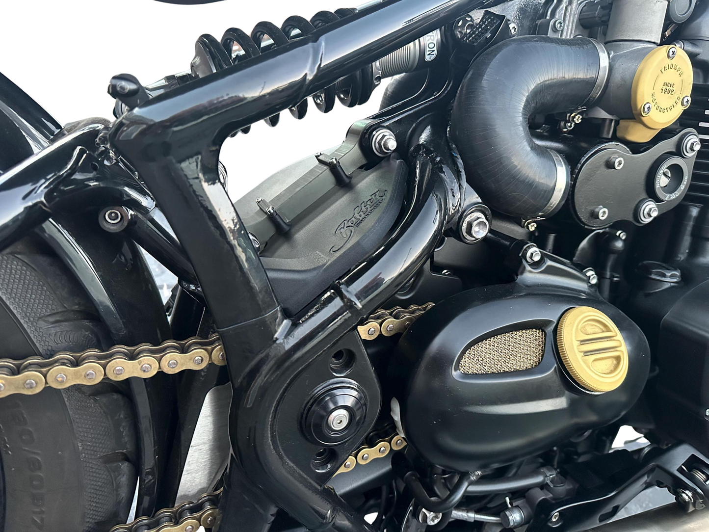 Cache-faisceau de suppression de boîte à air pour Triumph Bobber | Cache-câbles et de chaîne